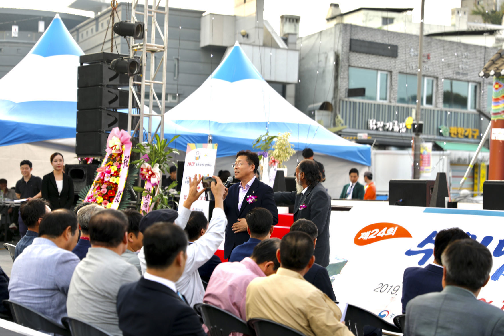 110419SouthKorea43YON.jpg
